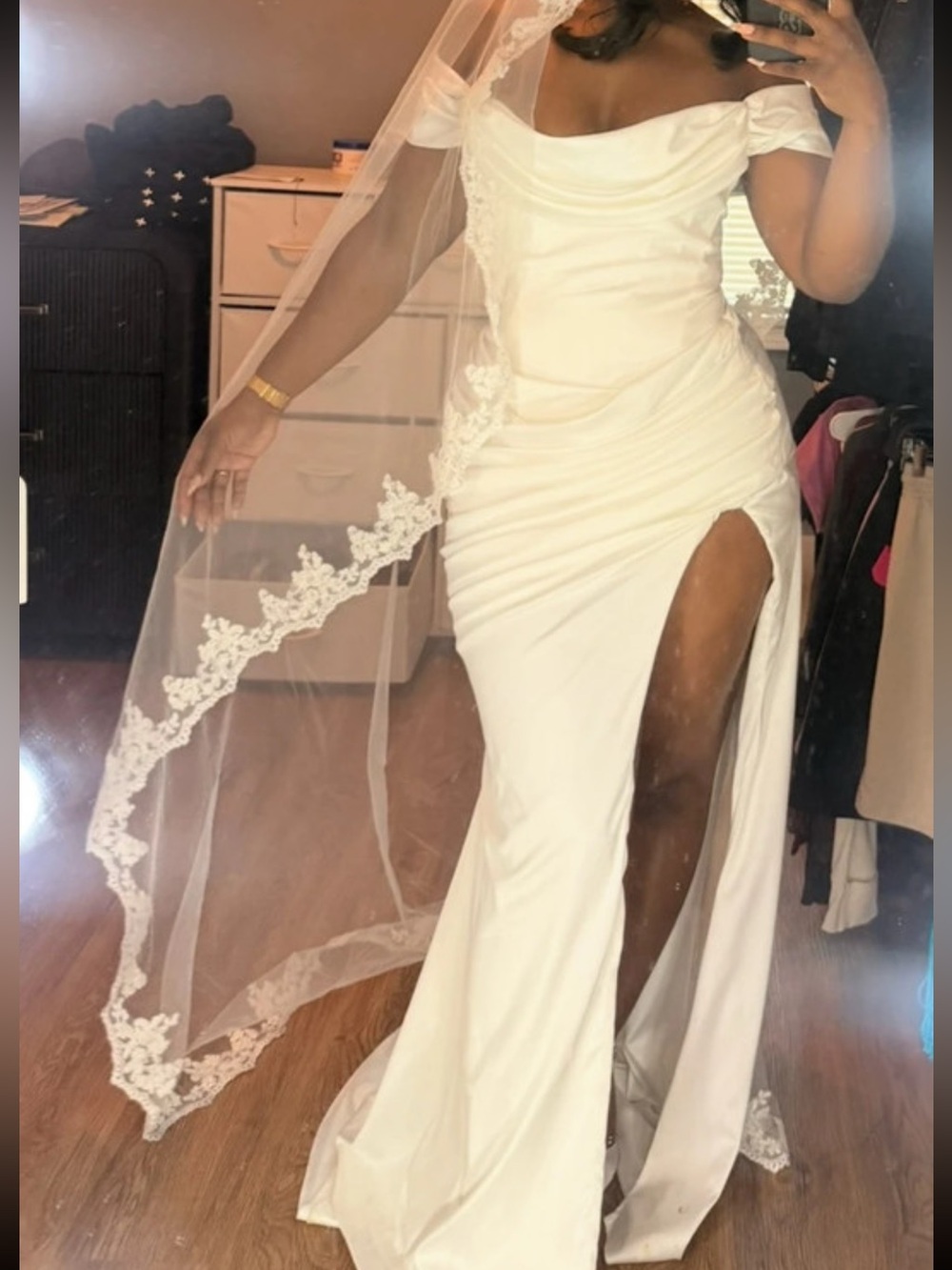 IVORY Wedding dress with veil